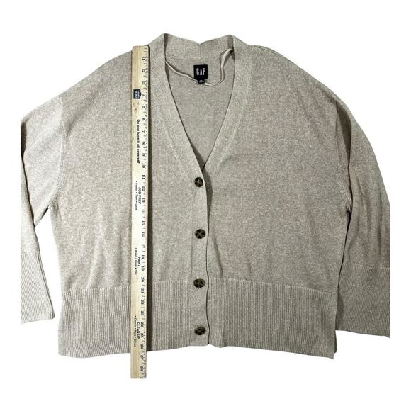 GAP Women’s Boxy Button-Front Cardigan Sweater Size XL - Light Beige Marled Knit - Picture 3 of 6